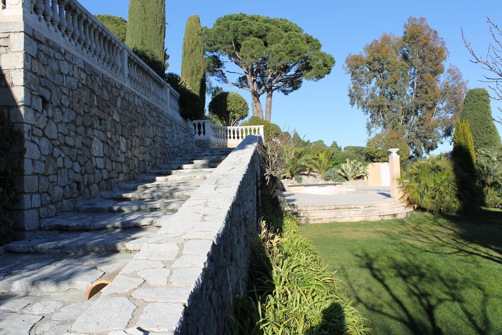 La Caladina Bed & Breakfast Mougins Dış mekan fotoğraf